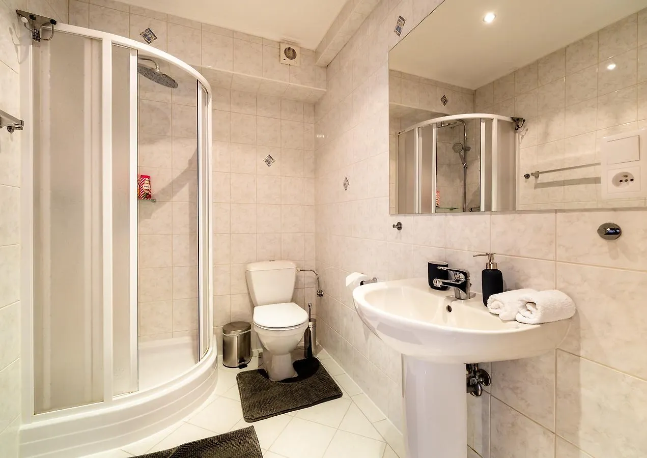 Apartment 4Br 3Bath Balcony Central Harry Potter Penthouse Prague